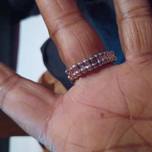 Ring - Picture 3 of 5